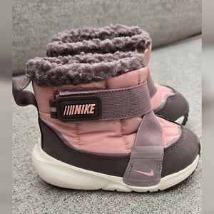Toddler Nike Flex Boots